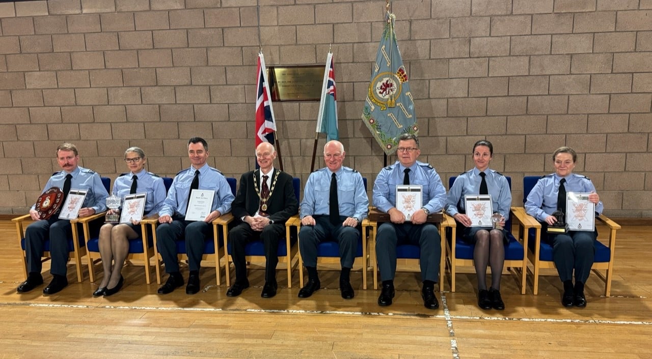 Lord Dean presents awards to RAF Reserve Squadron 602